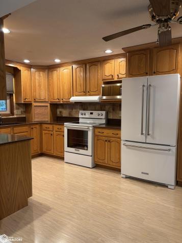 706 S Garfield Avenue Mason City IA 50401