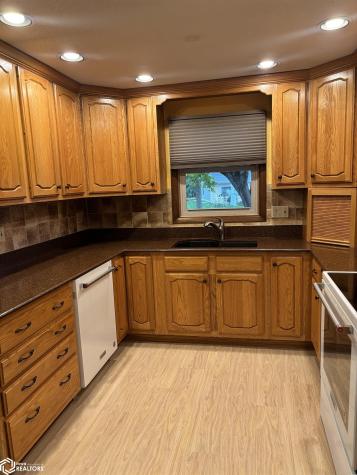 706 S Garfield Avenue Mason City IA 50401