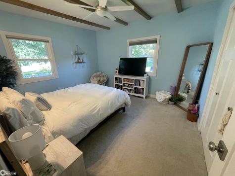 1502 3rd Avenue N Clear Lake IA 50428