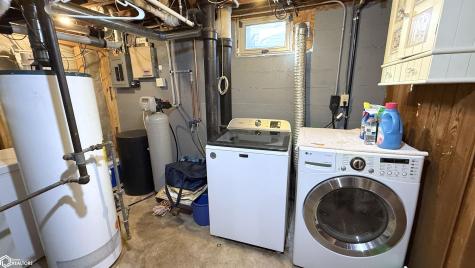 209 S Tennessee Avenue Mason City IA 50401
