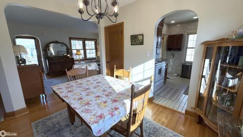 209 S Tennessee Avenue Mason City IA 50401