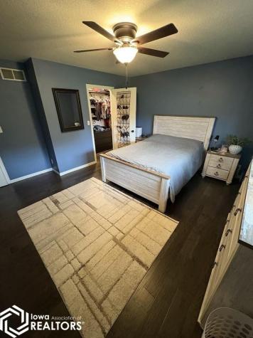 7138 275th Way Clear Lake IA 50428