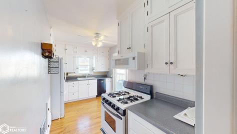 116 16th Street SE Mason City IA 50401