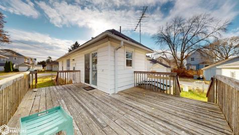 116 16th Street SE Mason City IA 50401