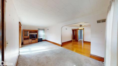 116 16th Street SE Mason City IA 50401