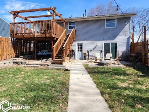 1026 N Polk Avenue Mason City IA 50401