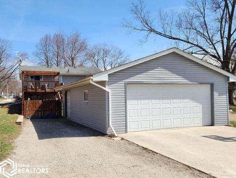 1026 N Polk Avenue Mason City IA 50401