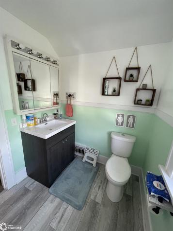 709 S Jones Street Algona IA 50511