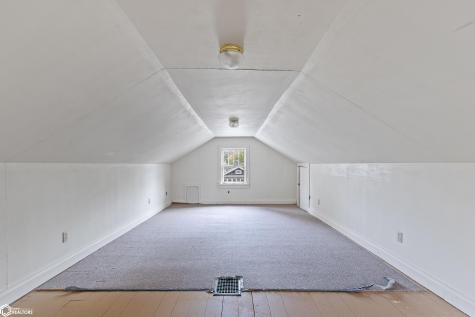 516 N 7th Street Forest City IA 50436