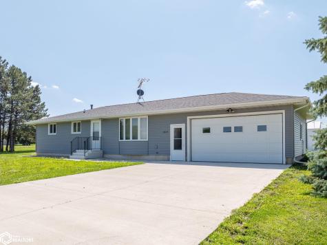 3310 Delaware Avenue Mason City IA 50401