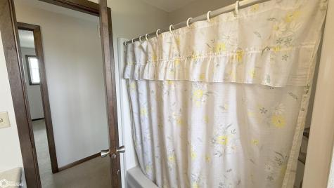 3310 Delaware Avenue Mason City IA 50401