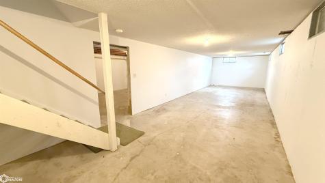 3310 Delaware Avenue Mason City IA 50401