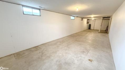 3310 Delaware Avenue Mason City IA 50401