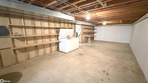 3310 Delaware Avenue Mason City IA 50401