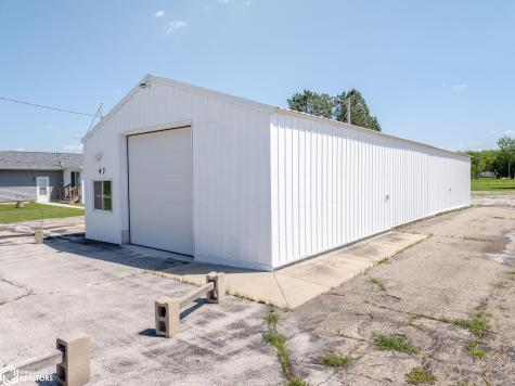 3310 Delaware Avenue Mason City IA 50401