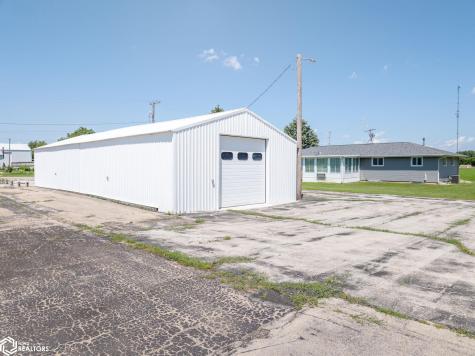 3310 Delaware Avenue Mason City IA 50401