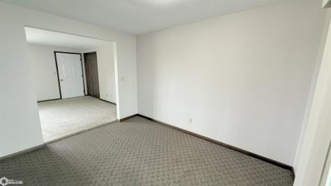 3310 Delaware Avenue Mason City IA 50401