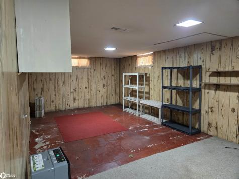 1022 N Monroe Avenue Mason City IA 50401