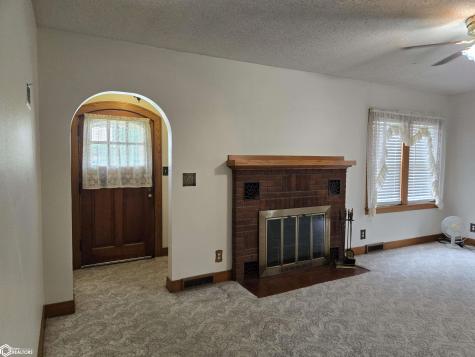 1022 N Monroe Avenue Mason City IA 50401
