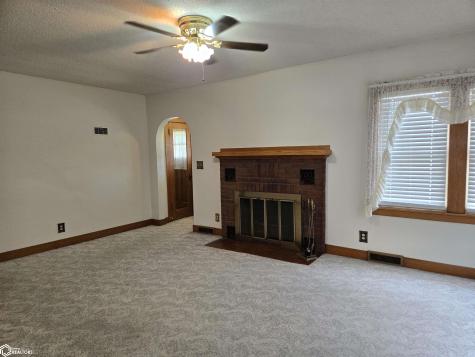 1022 N Monroe Avenue Mason City IA 50401