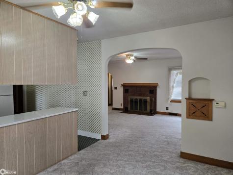 1022 N Monroe Avenue Mason City IA 50401