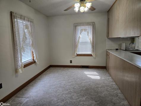 1022 N Monroe Avenue Mason City IA 50401