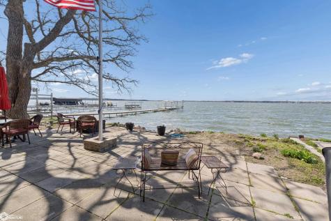 1403 S Lakeview Drive Clear Lake IA 50428
