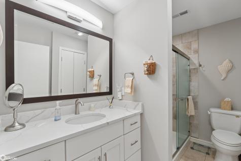 1403 S Lakeview Drive Clear Lake IA 50428