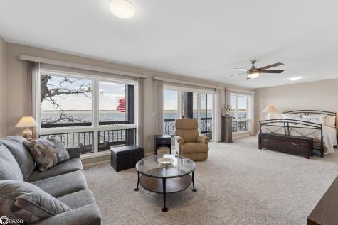 1403 S Lakeview Drive Clear Lake IA 50428