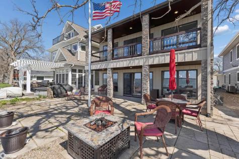 1403 S Lakeview Drive Clear Lake IA 50428