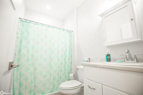 2410 Eastland Drive Algona IA 50511