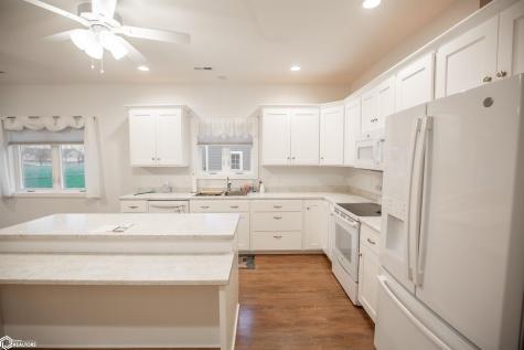 2410 Eastland Drive Algona IA 50511