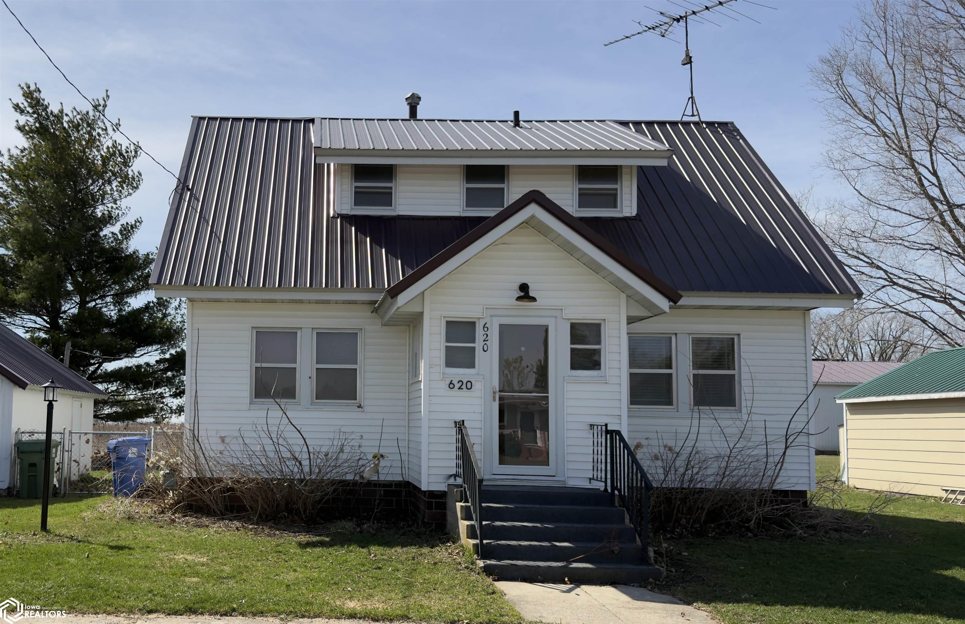 620 College Street Marble Rock IA 50653
