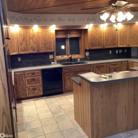 2405 470th Street Buffalo Center IA 50424