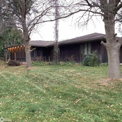 2405 470th Street Buffalo Center IA 50424