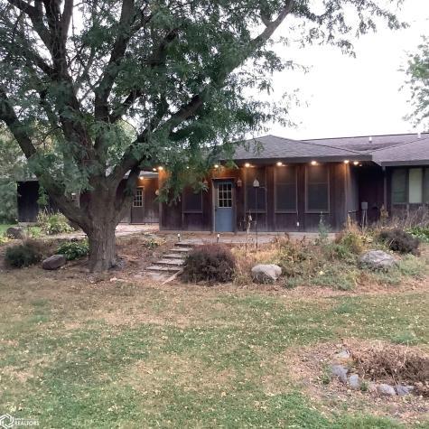 2405 470th Street Buffalo Center IA 50424