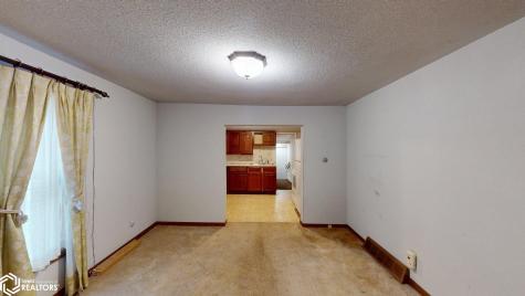 904 6th Street SW Mason City IA 50401