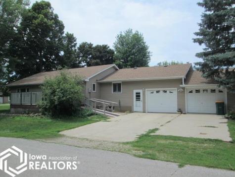 421 E Jerusalem Street Klemme IA 50449