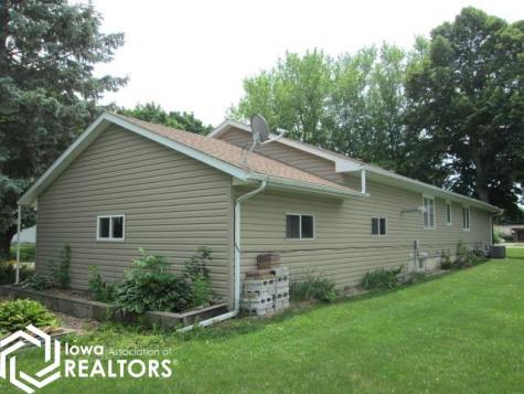 421 E Jerusalem Street Klemme IA 50449