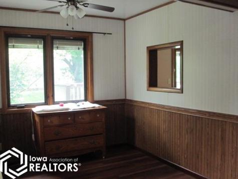 421 E Jerusalem Street Klemme IA 50449