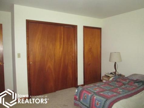 421 E Jerusalem Street Klemme IA 50449