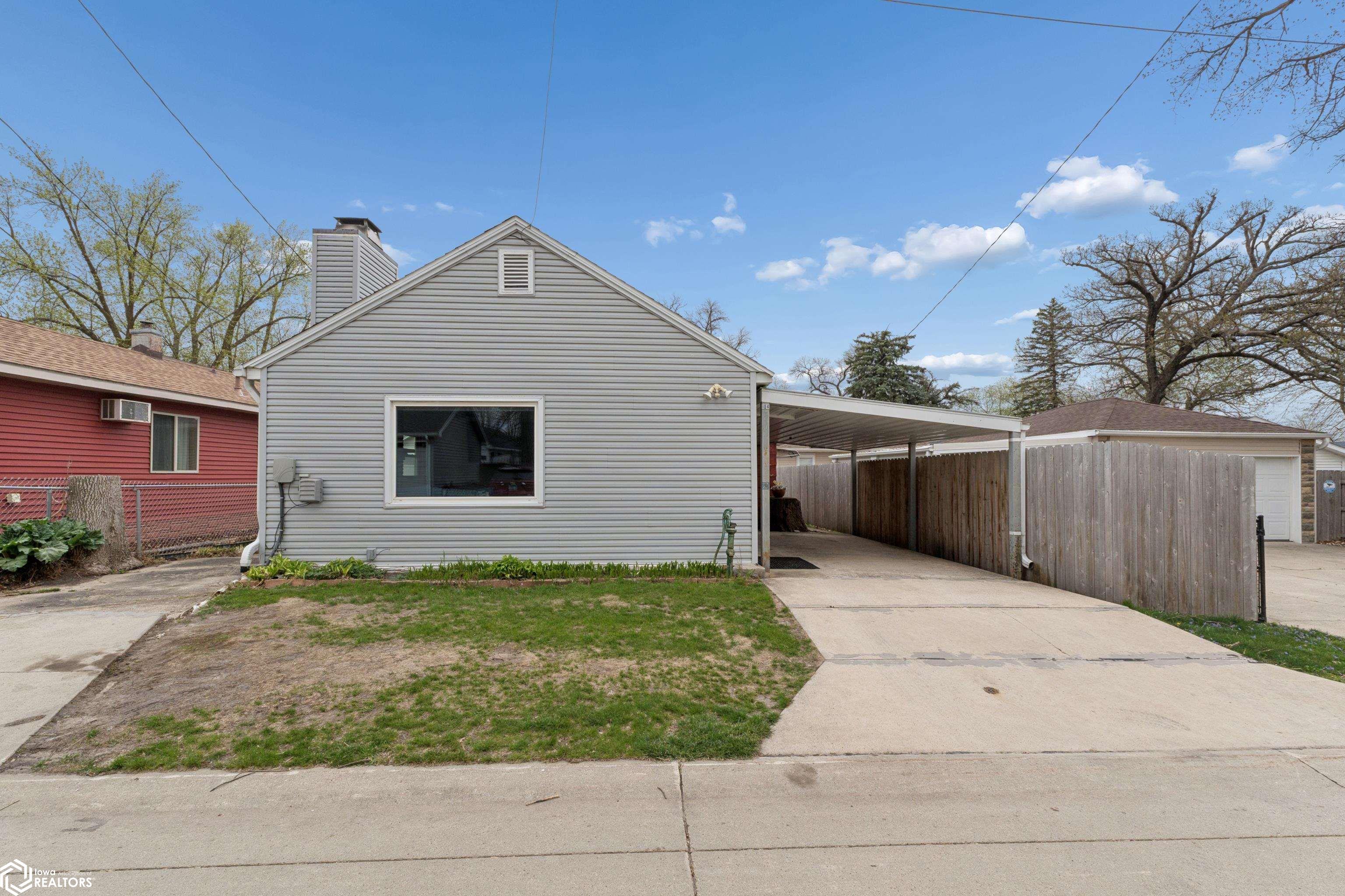 104 14th Place S Clear Lake IA 50428