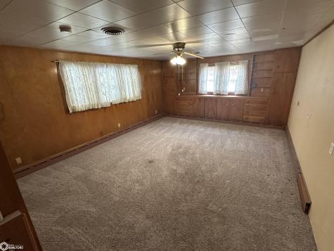 903 2nd Avenue NE Clarion IA 50525