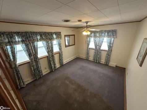 903 2nd Avenue NE Clarion IA 50525