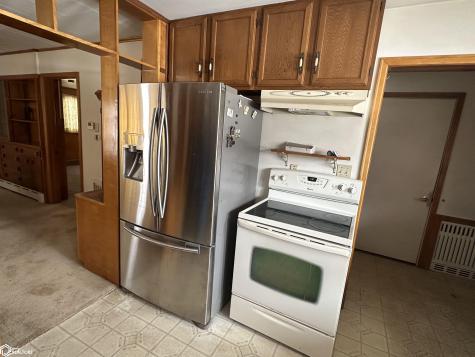 903 2nd Avenue NE Clarion IA 50525