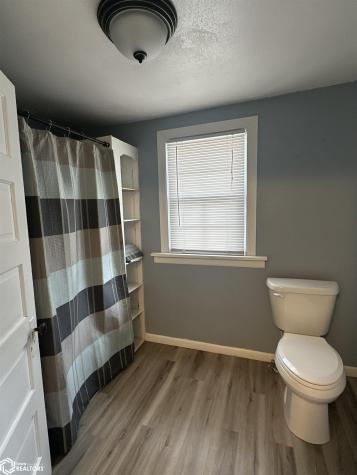 227 Moorhead Iowa Falls IA 50126