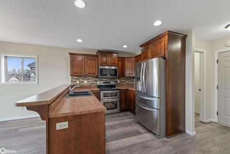 504 Pine Brooke Drive Clear Lake IA 50428