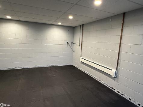 627 1st Street N Rockwell IA 50469