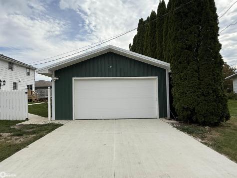627 1st Street N Rockwell IA 50469