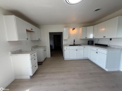 1218 Eagle Avenue Latimer IA 50452